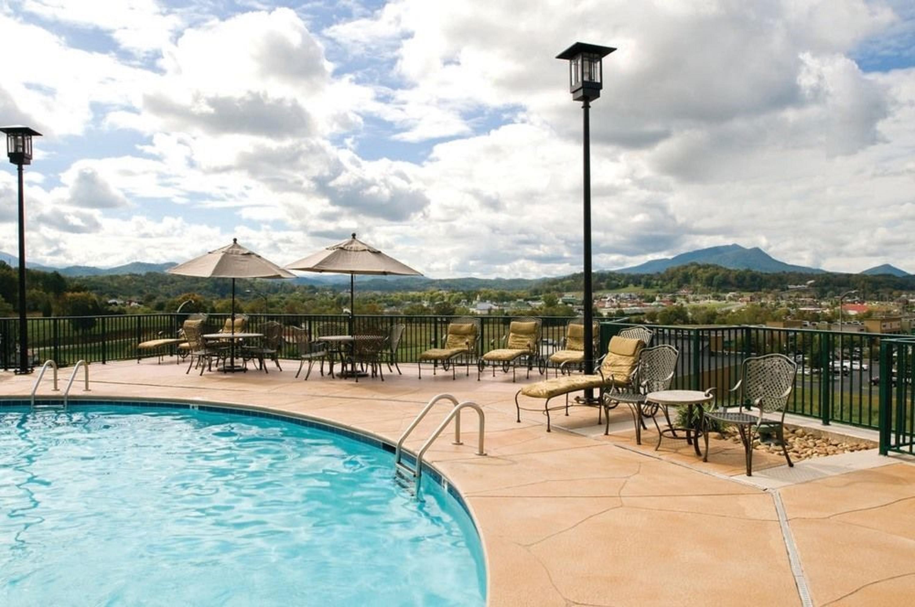 Отель Club Wyndham Smoky Mountains Севьервилл Экстерьер фото
