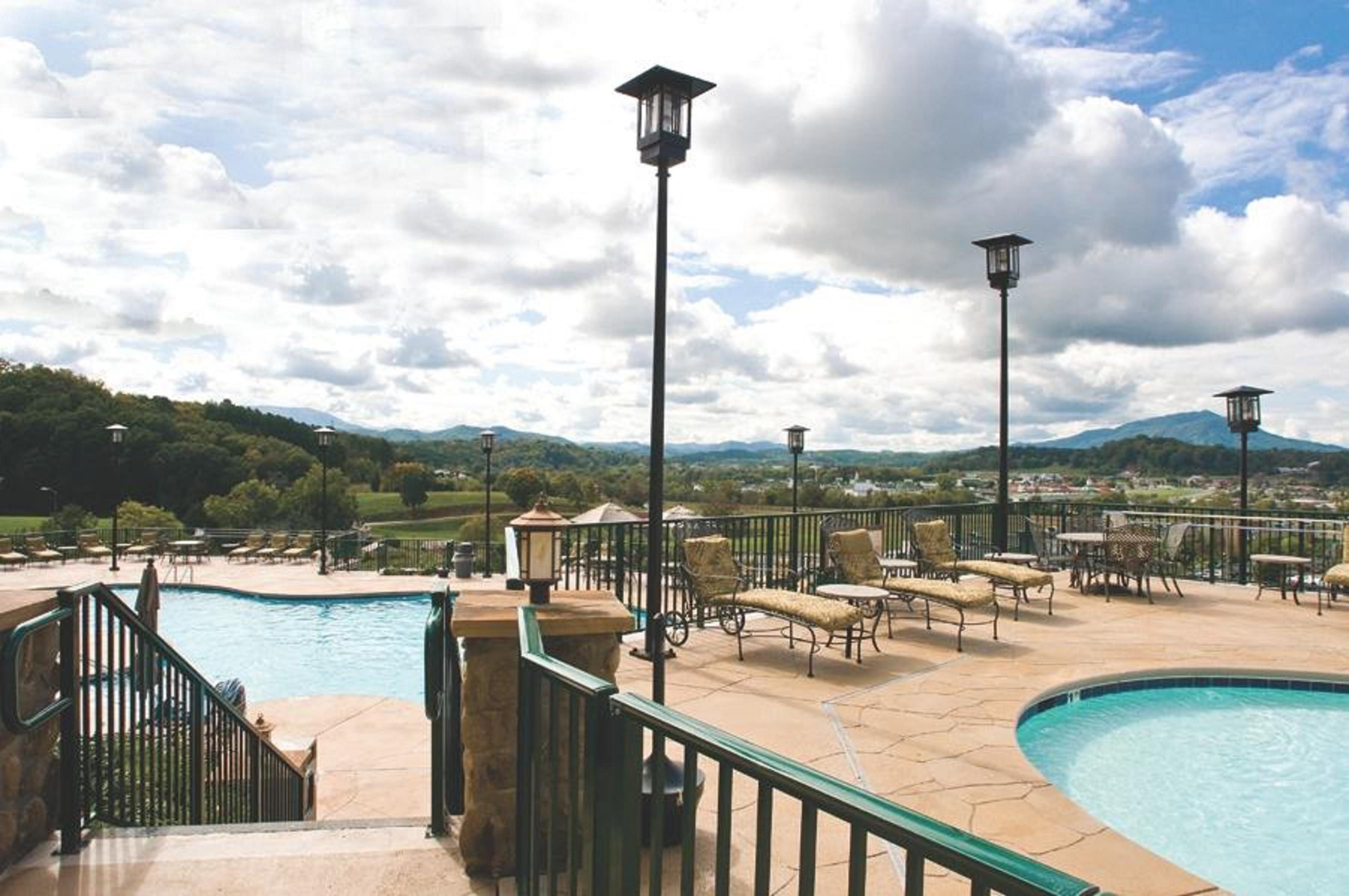 Отель Club Wyndham Smoky Mountains Севьервилл Экстерьер фото
