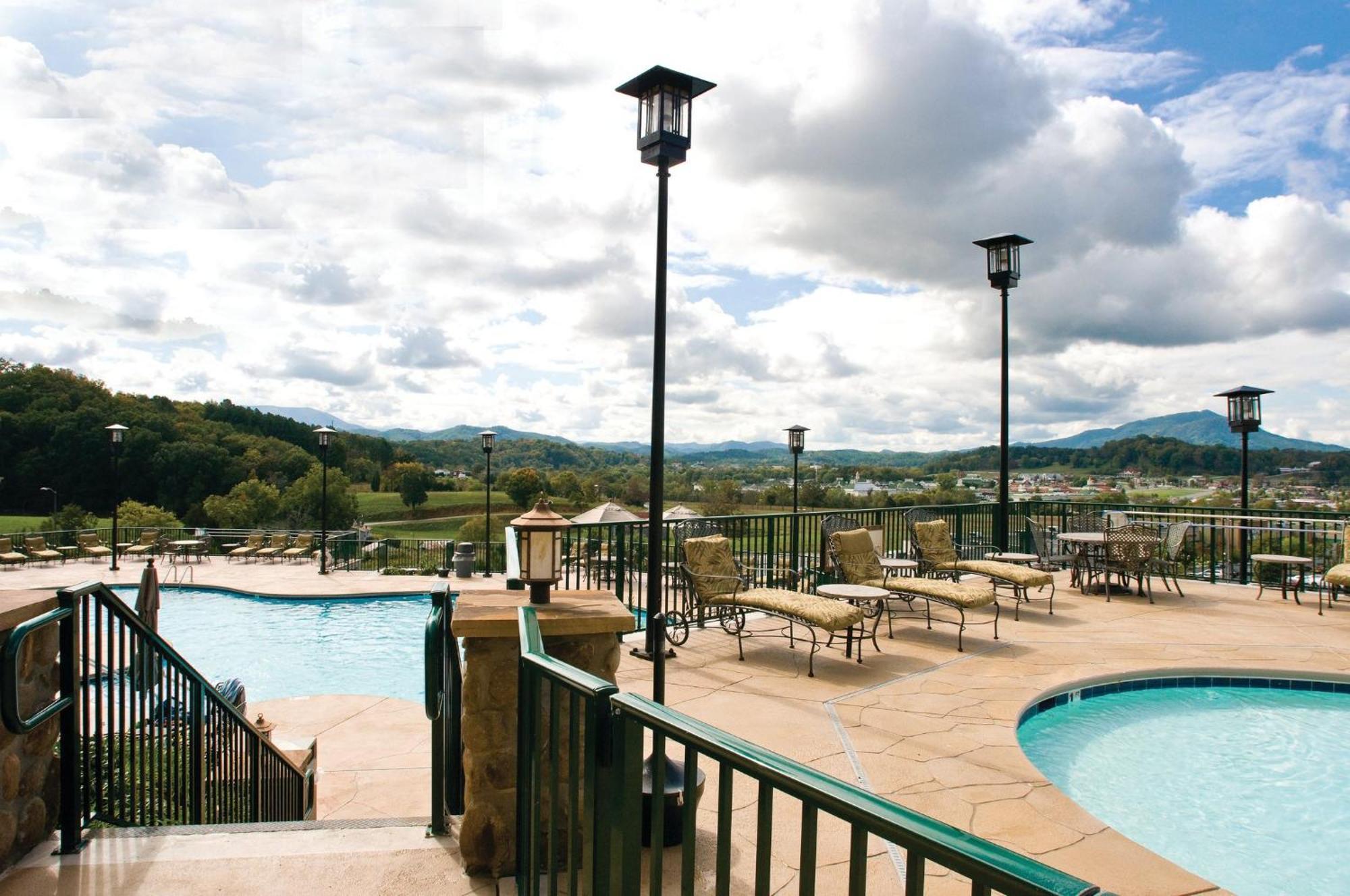 Отель Club Wyndham Smoky Mountains Севьервилл Экстерьер фото